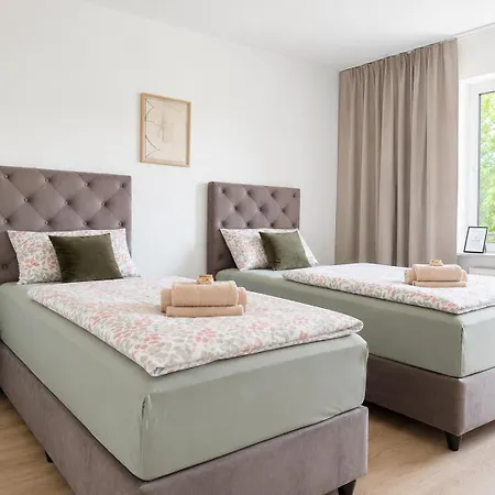 Loft33-centro, Moviepark, Parken, Renoviert, Balkon Apartment *