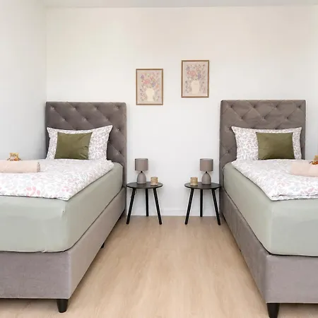 Loft33-centro, Moviepark, Parken, Renoviert, Balkon